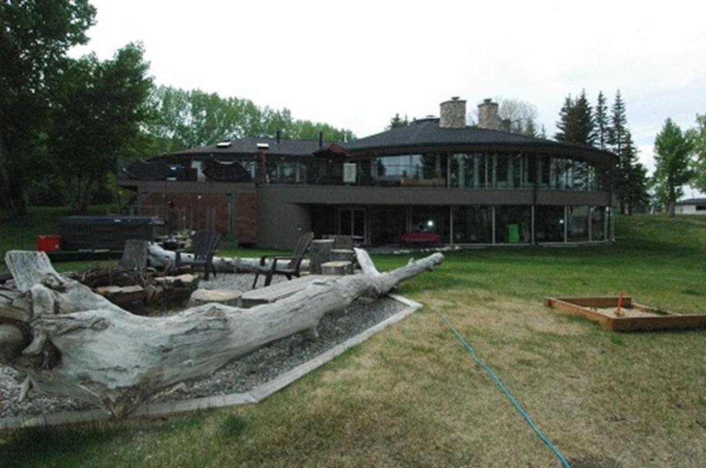 Roundhouse Grotto Bed & Breakfast YYC Dış mekan fotoğraf